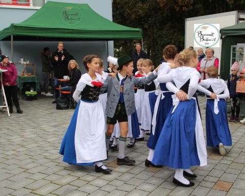 mit den Trachtlerkindern